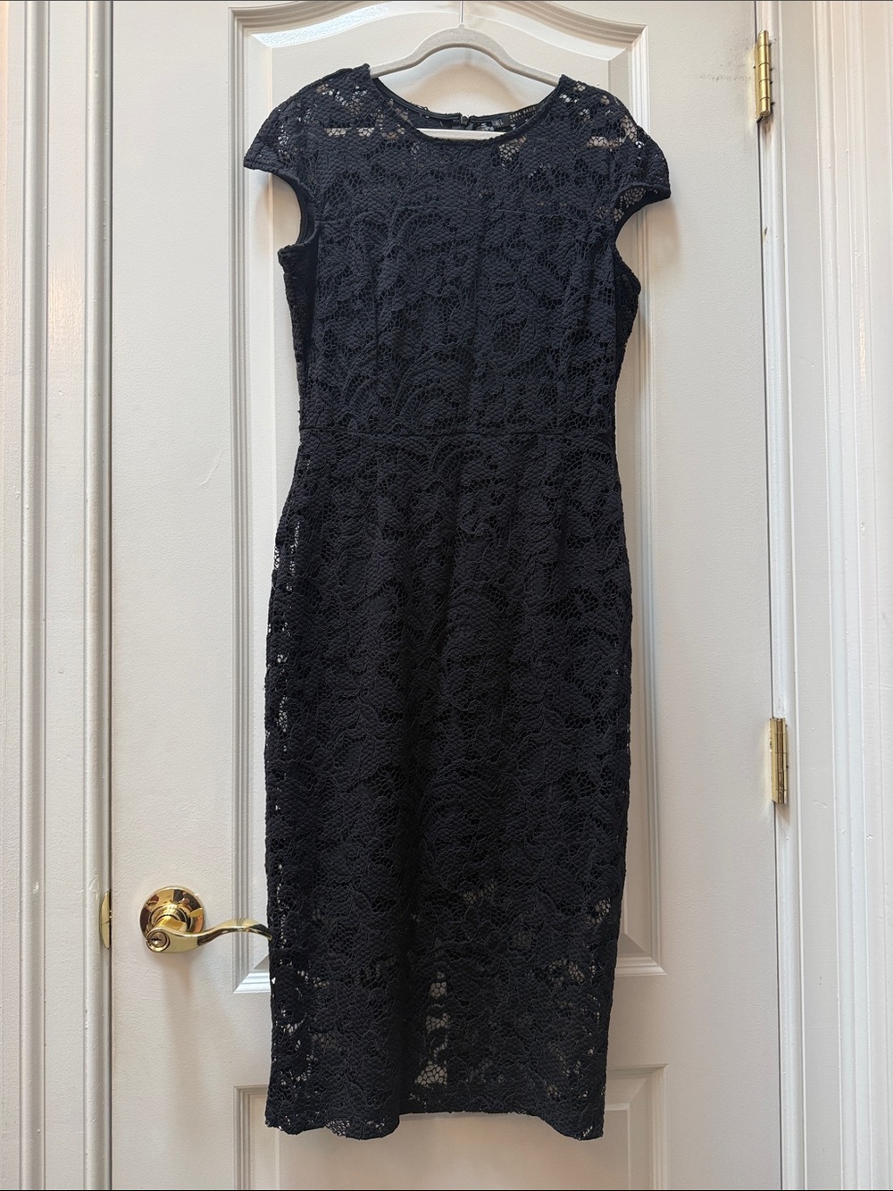 Zara Women's Black Lace Midi Dress S
